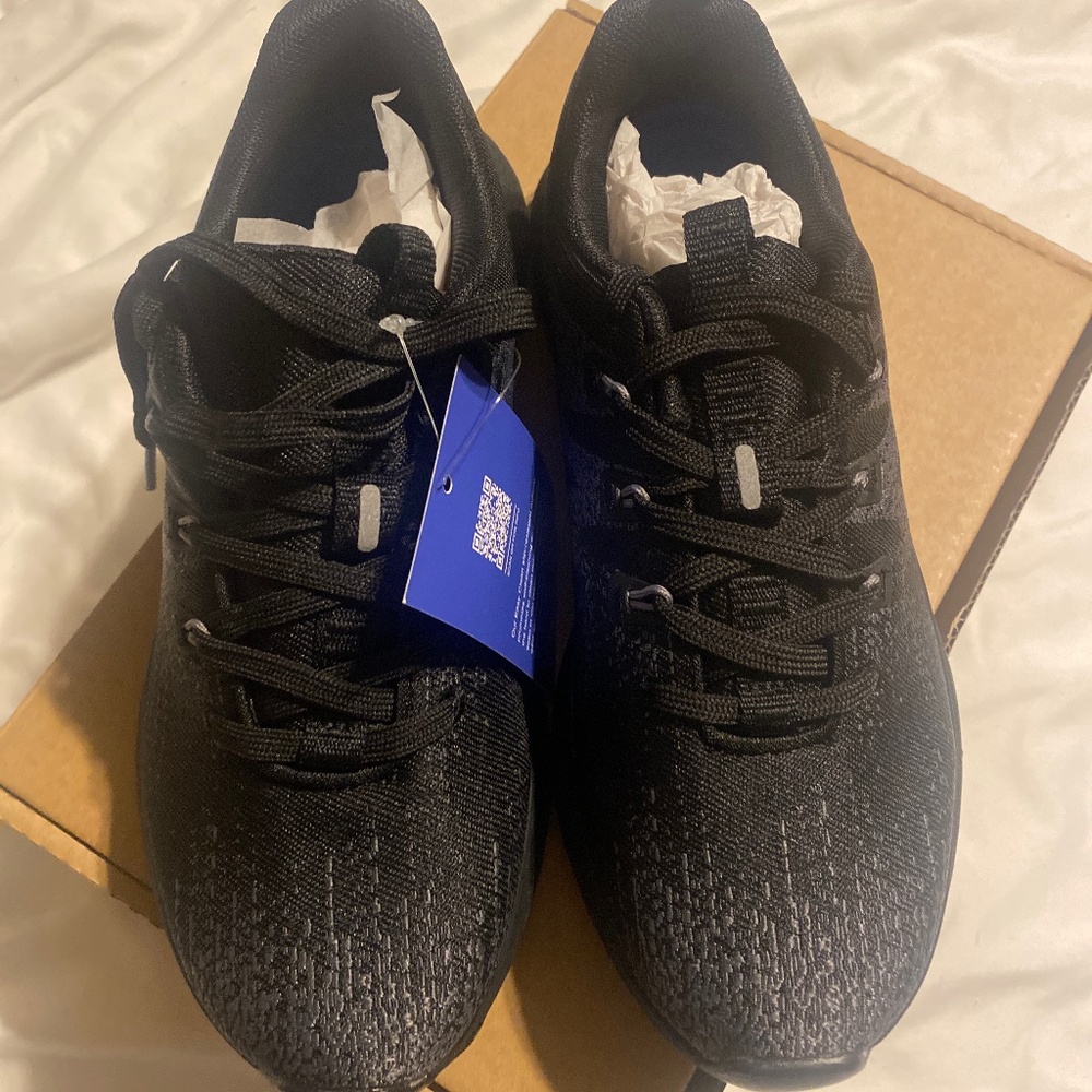 Women’s works shoes